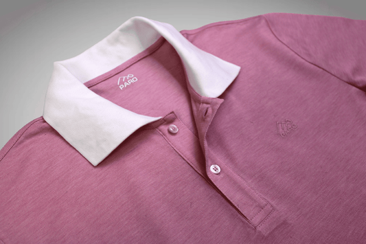 Меланжирана розово-бяла поло тениска с бяла яка