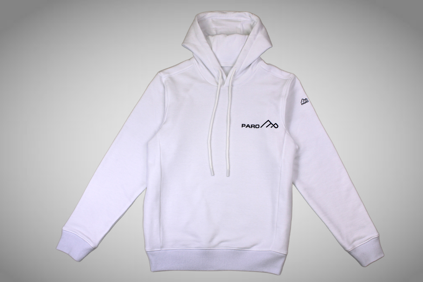 Суичър с малко лого