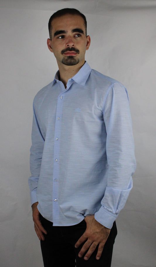 Светло синя риза